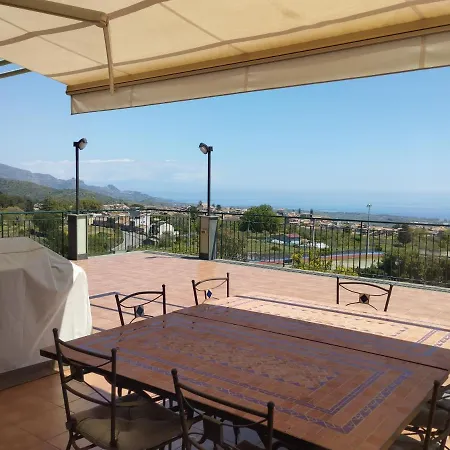Capogrecale Villa