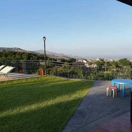 Villa Capogrecale - Piscina Riscaldata Piedimonte Etneo