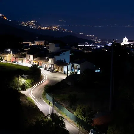 Capo Grecale Villa Piedimonte Etneo