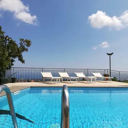 Villa Capogrecale - Piscina Riscaldata