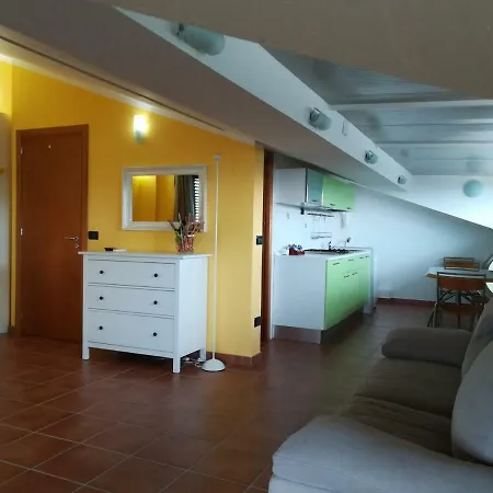 Capogrecale - Piscina Riscaldata Villa Piedimonte Etneo